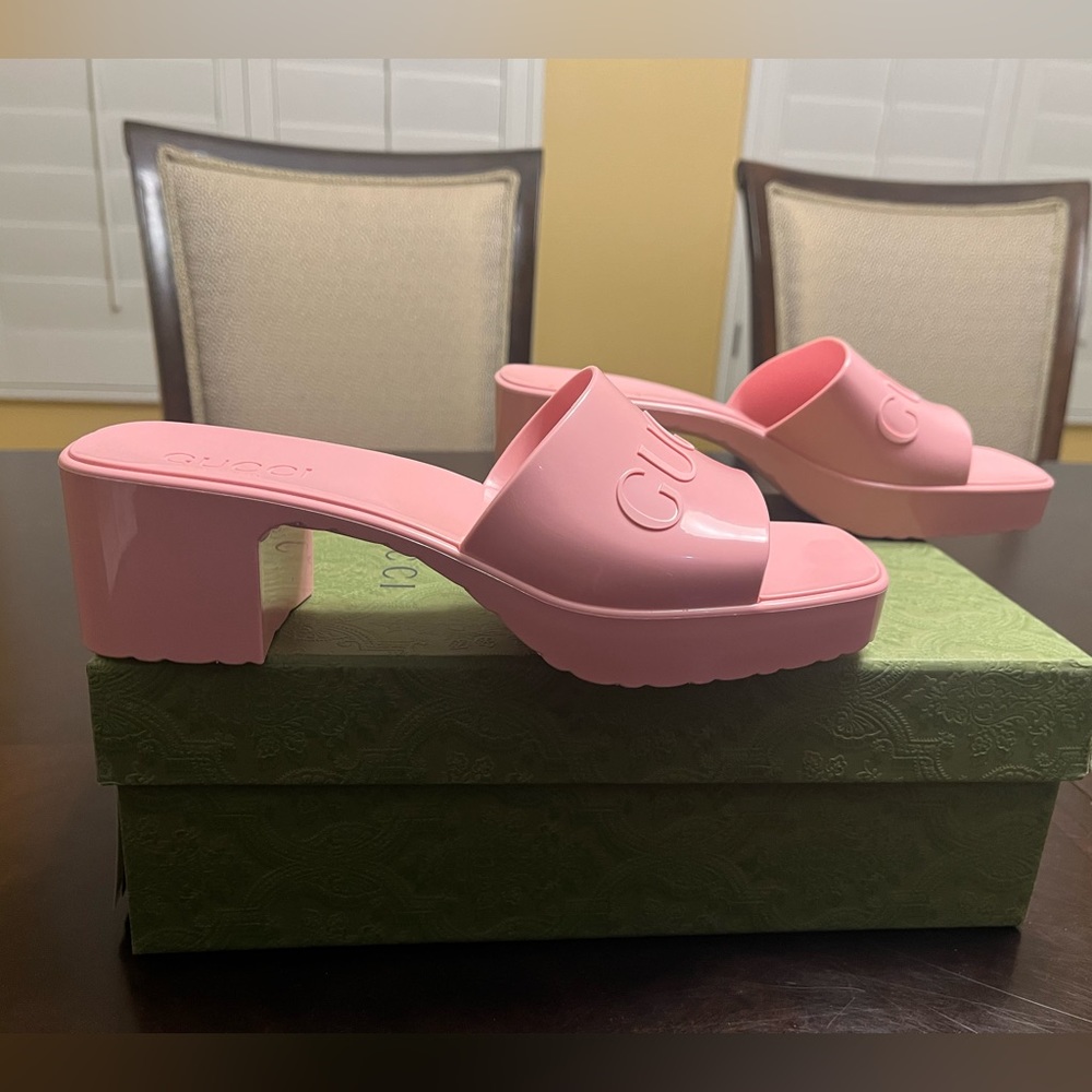 New Gucci High Heel Pink Rubber Logo Slide Sandals Size 38 / US 8 - Picture 6 of 16
